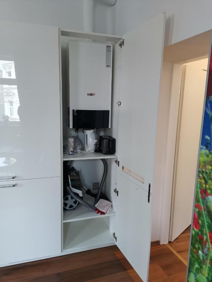 Studio & Apartments Near Reumannplatz فيينا المظهر الخارجي الصورة